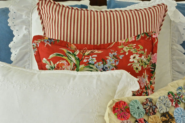 Summer Bedding Looks In A Cottage Style