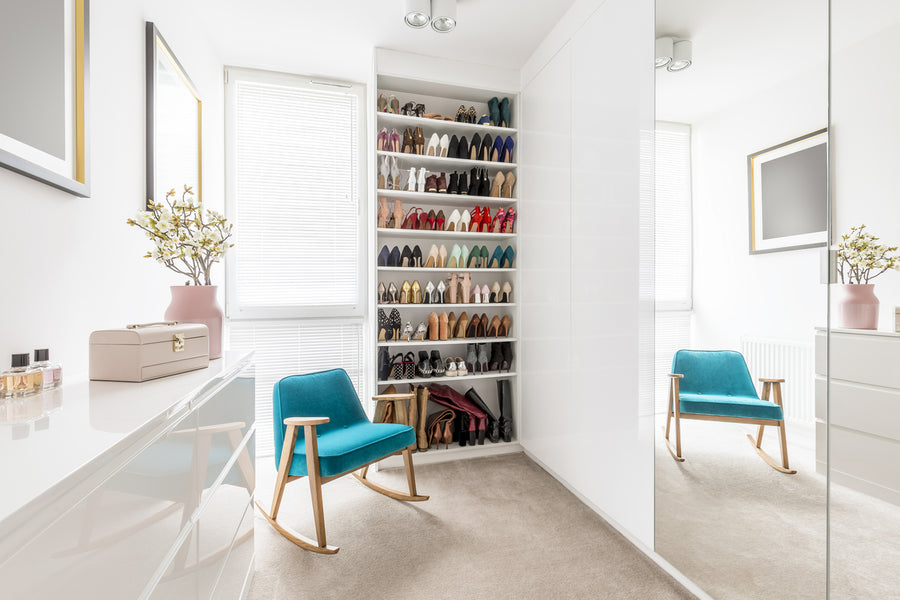 What You Need to Know About Building a Closet Glam Room