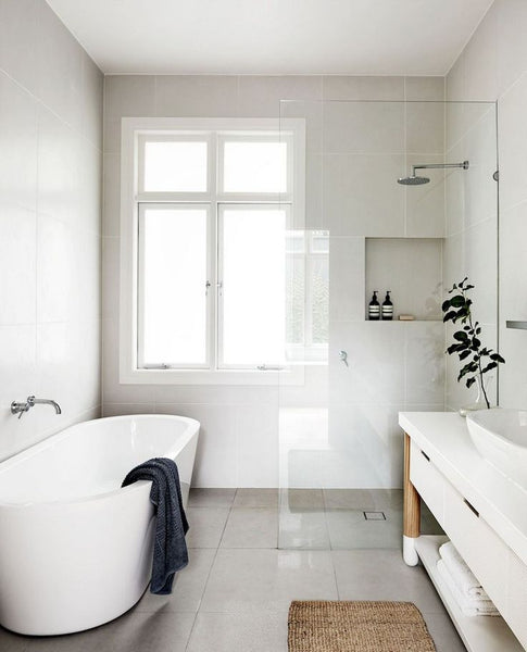 Home Decorating Ideas Bathroom 53+ Amazing Modern Farmhouse Small Master Bathroom Ideas #bathroomideas #bathroo…